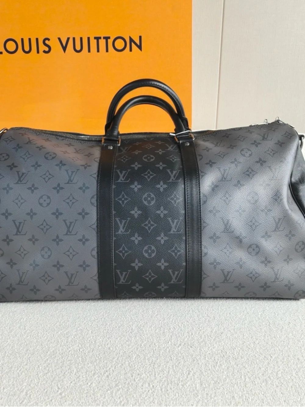 Louis Vuitton | Keepall 50 Black Shadow Monogram | Excellent Condition - Picture 2 of 7
